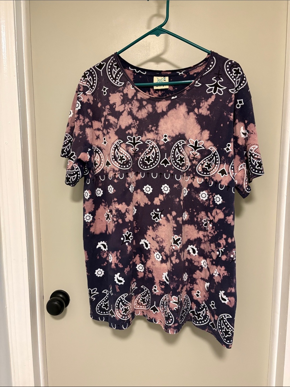 Jaded Gypsy Moondance tee. L/XL